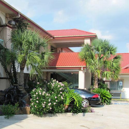 Crystal Inn 249 North Louetta 外观 照片