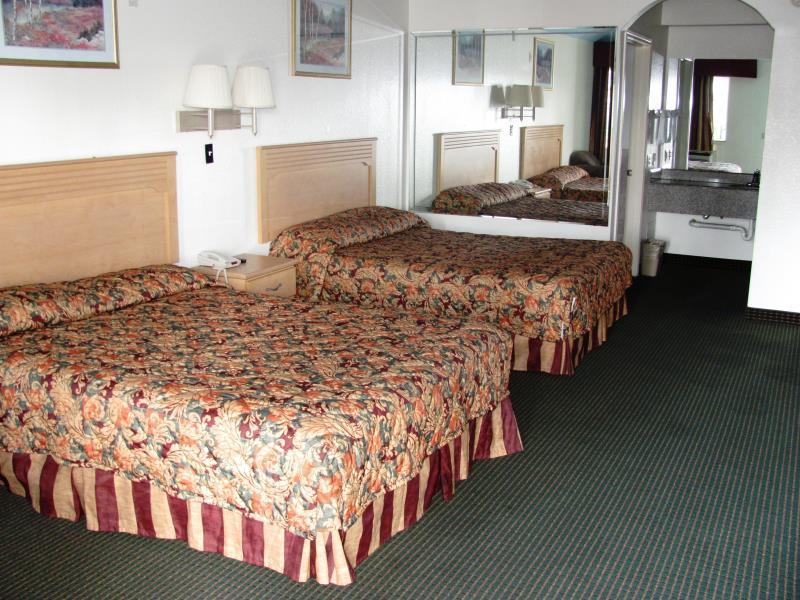 Crystal Inn 249 North Louetta 外观 照片